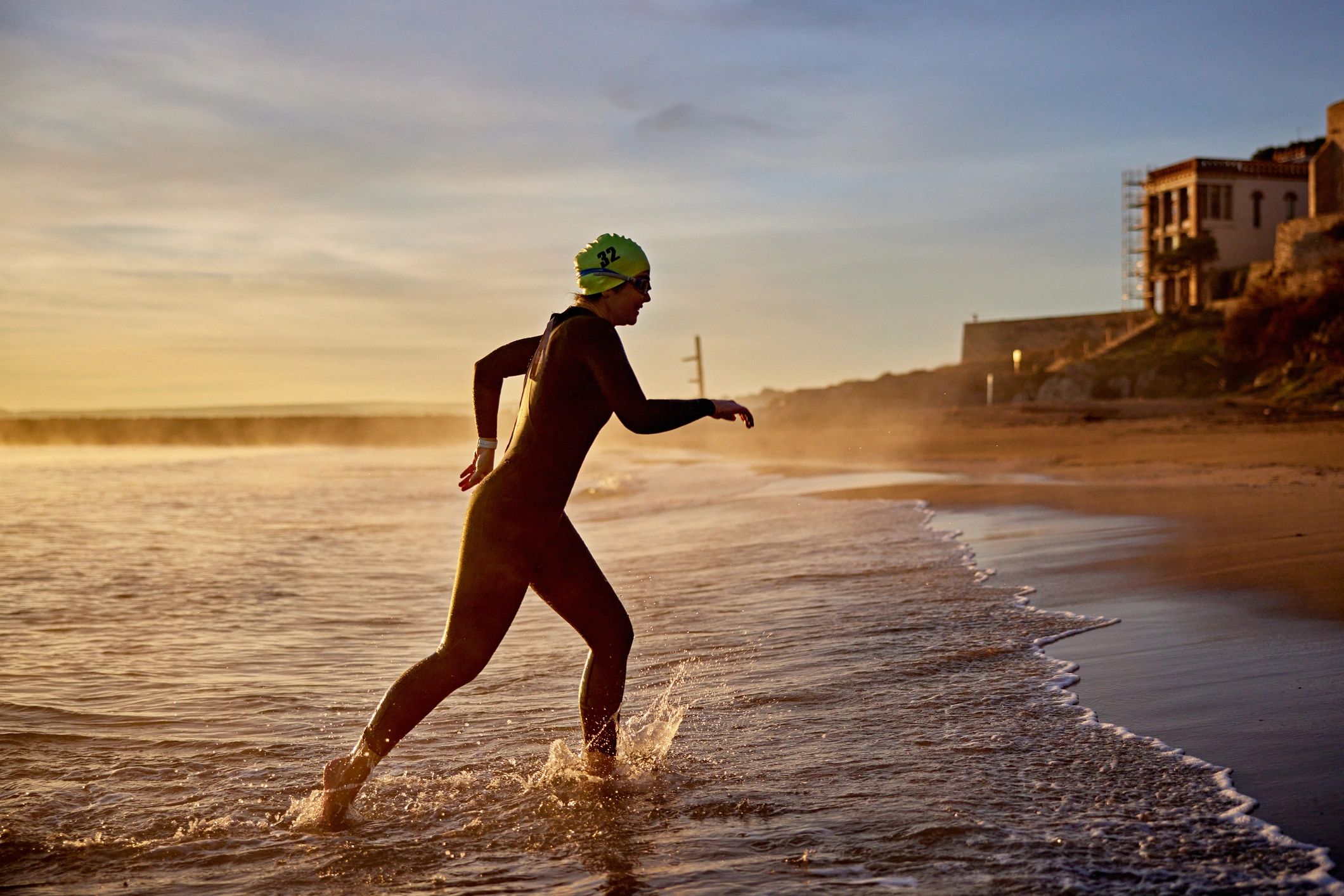Personalized triathlon training session outdoors